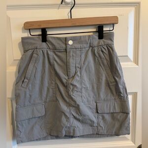 Athleta Hiking Grey Trekkie Skort
